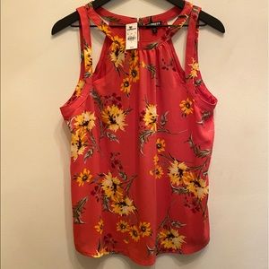 Ladies Express top size L